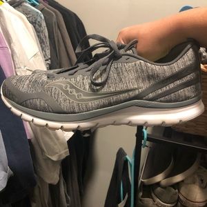 Saucony women’s tennis shoes